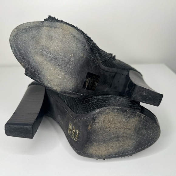 All Saints Black Snake Manifest Ankle Boots - Size 38 - Picture 7 of 7